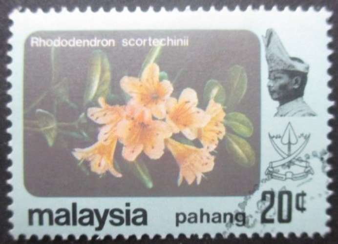 MALAYSIA PAHANG N°95 Fleurs oblitéré 