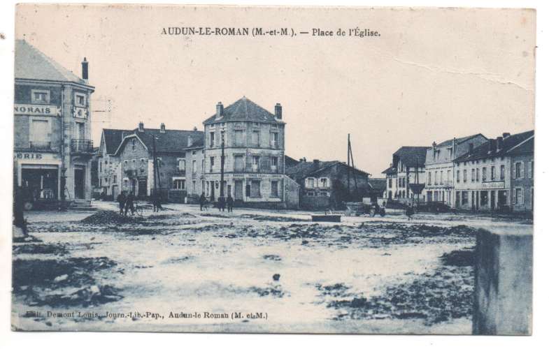 cpa 54 Audun-le-Roman Place de L'Eglise