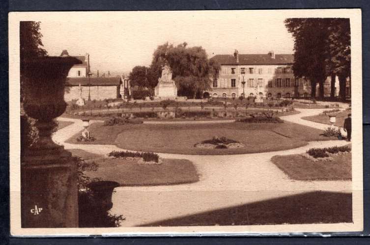 FRANCE CPA CARTE POSTALE 14 CALVADOS LISIEUX LE JARDIN PUBLIC