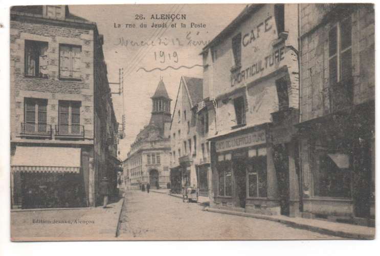   cpa 61 Alençon La  Rue du Jeudi et la Poste