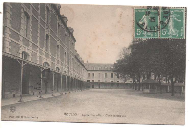 cpa 03 Moulins Lycée Banville cour intérieure