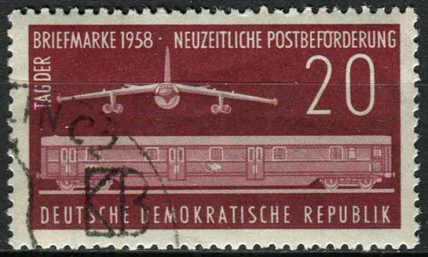 ALLEMAGNE RDA 1958 OBLITERE N° 378