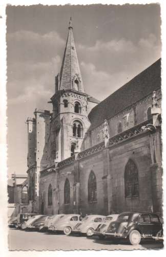 cpsm 89 Auxerre Eglise Saint-Eusèbe ( automobiles )