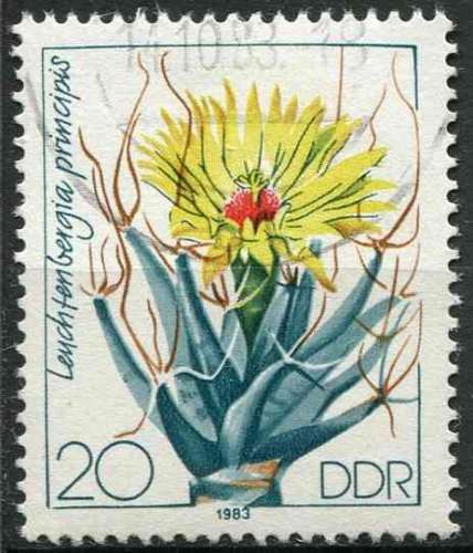 ALLEMAGNE RDA 1983 OBLITERE N° 2447 fleurs