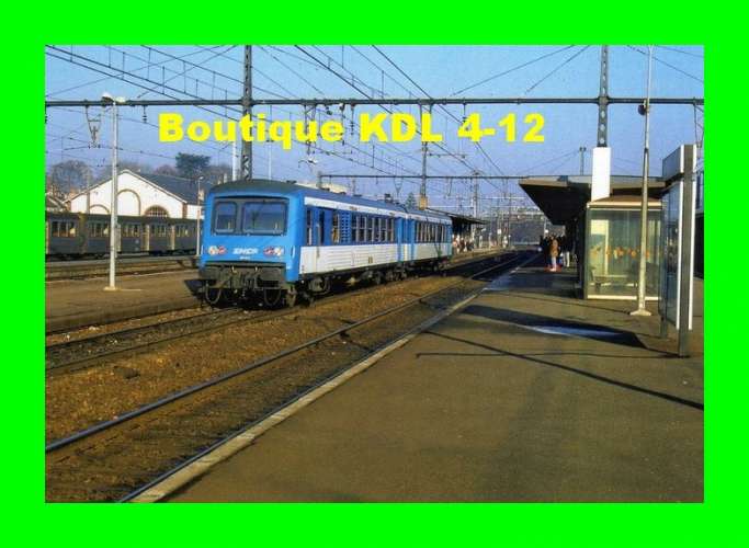 AL 208 - Autorail Caravelle X 4400 en gare - CHARTRES - Eure et Loir - SNCF