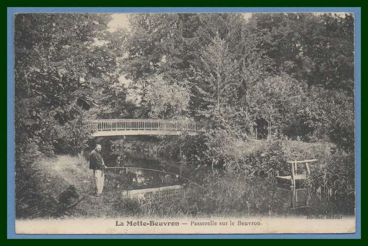 CPA LAMOTTE BEUVRON (41) Passerelle, Pêcheur, non écrite BE