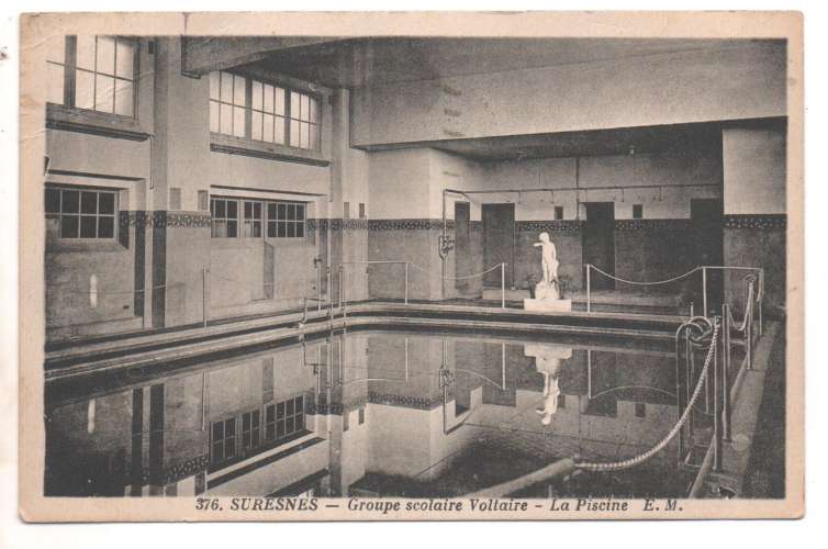 cpsm 92 Suresnes Groupe scolaire Voltaire La Piscine