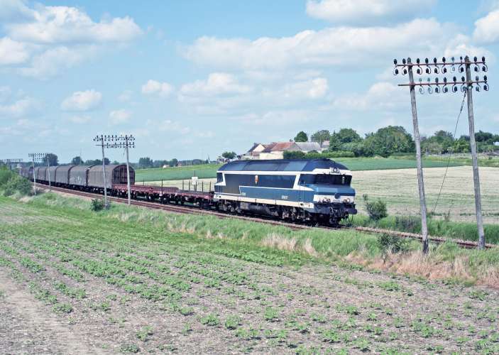 * Lot 78 CPM Publication AL nouveautés - Août 2024 - Trains - Pompiers - Militaires - Utilitaires