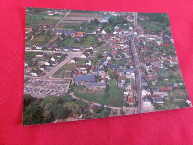 BELLE CARTE ..LES BORDES ...VUE  AERIENNE