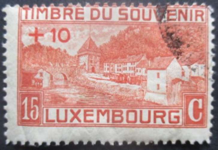 LUXEMBOURG N°138 oblitéré cote 5€