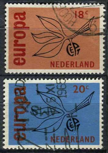 PAYS BAS 1965 OBLITERE N° 822 823 europa