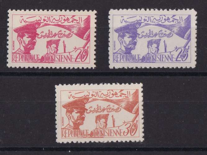 TUNISIE  YT   n° 444/446    neuf **    1957