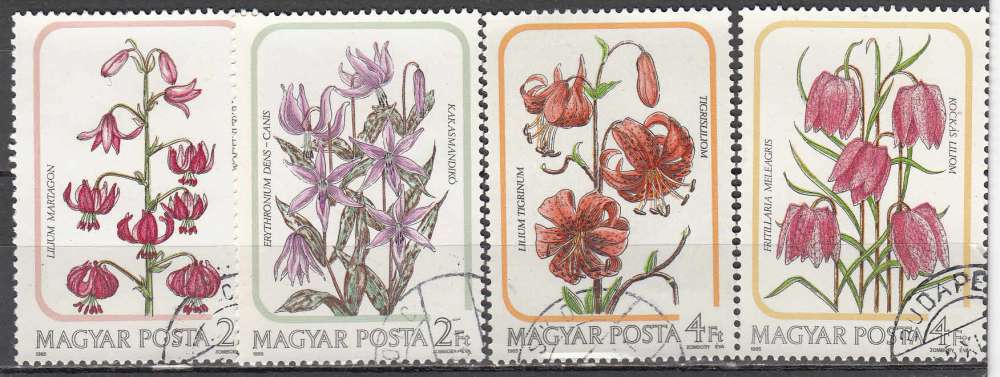 Hongrie 1985  4 timbres fleurs  oblitérés