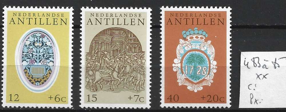 ANTILLES NEERLANDAISES 483 à 485 ** côte 3.75 €