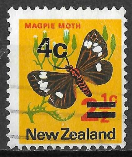 NOUVELLE-ZELANDE 1971 - Y&T539 - Papillon. Magpie moth - oblitéré