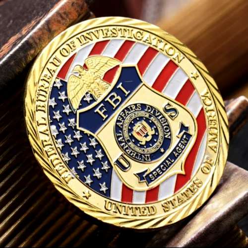 Médaille NEUVE plaquée Or - FBI Federal Bureau of Investigation