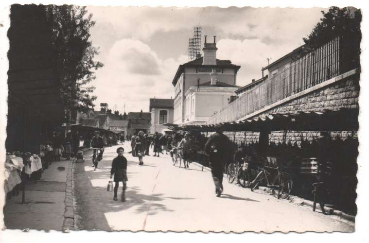 cpsm 91 Brétigny-sur-Orge Le marché