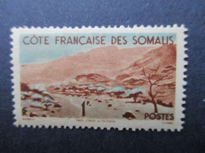 Cote des Somalis y & t  270 *1947