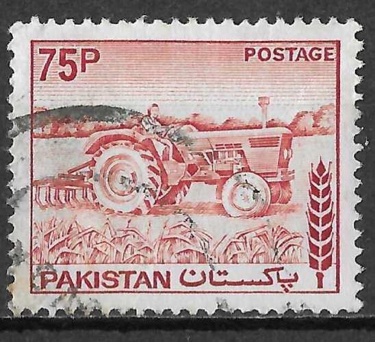 PAKISTAN  1978 - Y&T N°470 -  Labourage. Tracteur - oblitéré