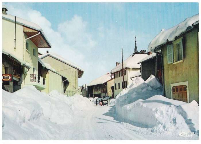 01 Brénod -  sous la neige - grande rue