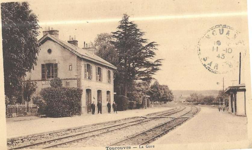 TOUROUVRE: la Gare - édit Casteran