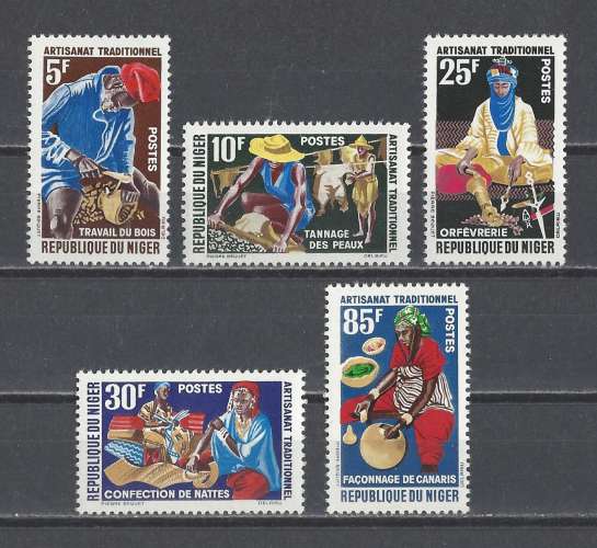 NIGER  Y/T   n° 123/127    neuf **    1963