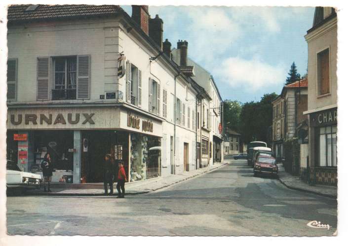 cpsm 91 Limours Place du Marché Rue du Couvent ( librairie )