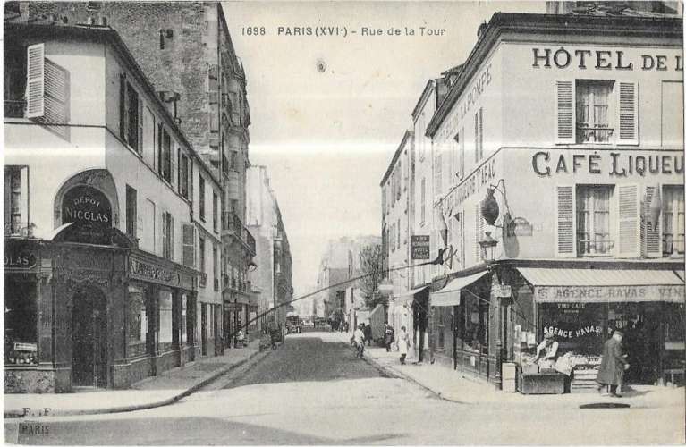 PARIS: rue de la Tour  - 1698