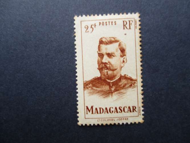 Madagascar y & t 318 * 1946