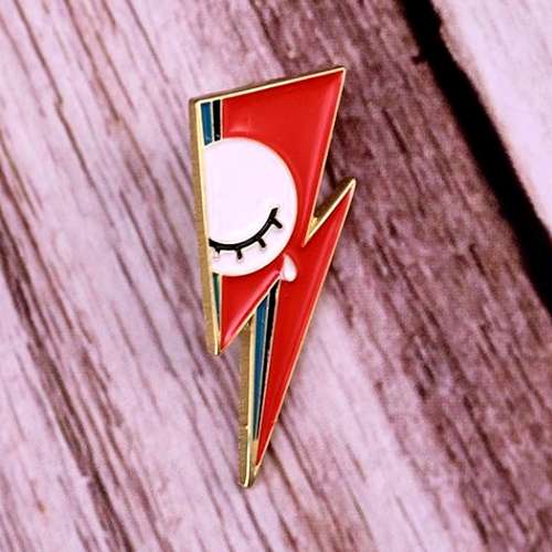 Pin's Neuf Pins - David Bowie Aladdin Sane (Réf 2)