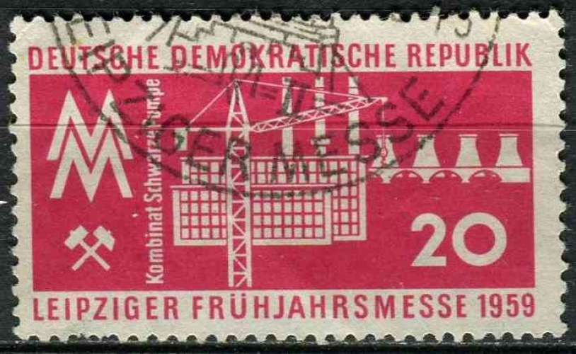 ALLEMAGNE RDA 1959 OBLITERE N° 393