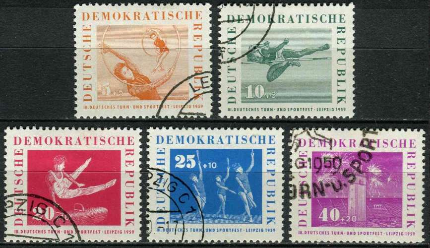 ALLEMAGNE RDA 1959 OBLITERE N° 421 à 425