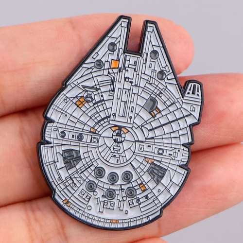 Pin's Neuf Pins - Star Wars Faucon Millenium (Réf 2)