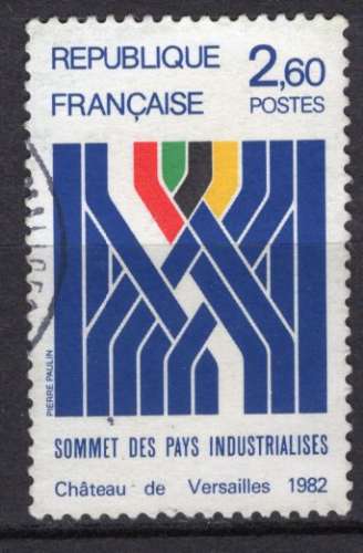 FRANCE  1982  SOMMET DES PAYS INDUSTRIALISES  OBLITERE