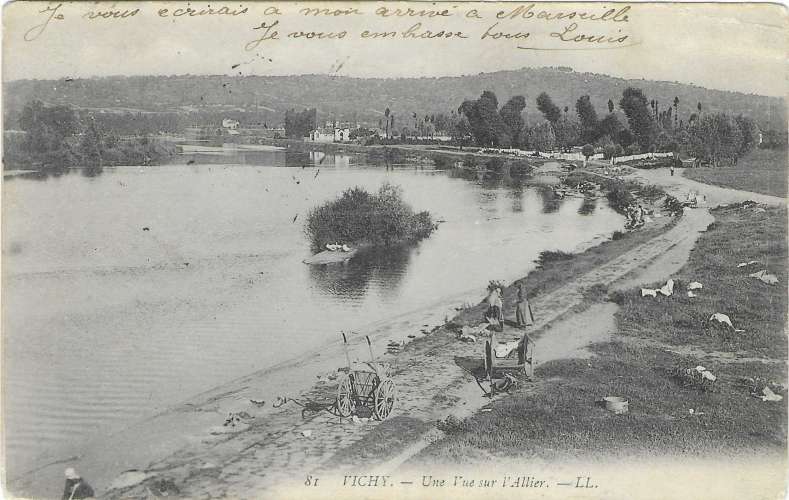 CPA - ALLIER - VICHY, Une Vue sur l'Allier