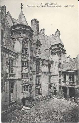 18 - Bourges - ESCALIER DU PALAIS JACQUES-COEUR