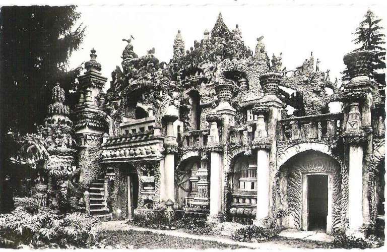 26 - HAUTERIVES - Le Palais Idéal du Facteur Cheval