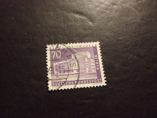 BERLINO 1956 EDIFICI 70 p USATO