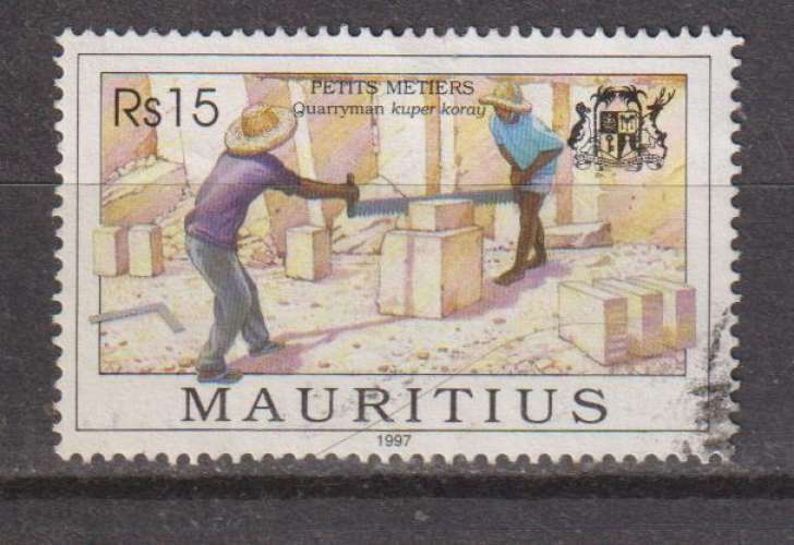 MAURICE  Y T N °892  oblitérée   