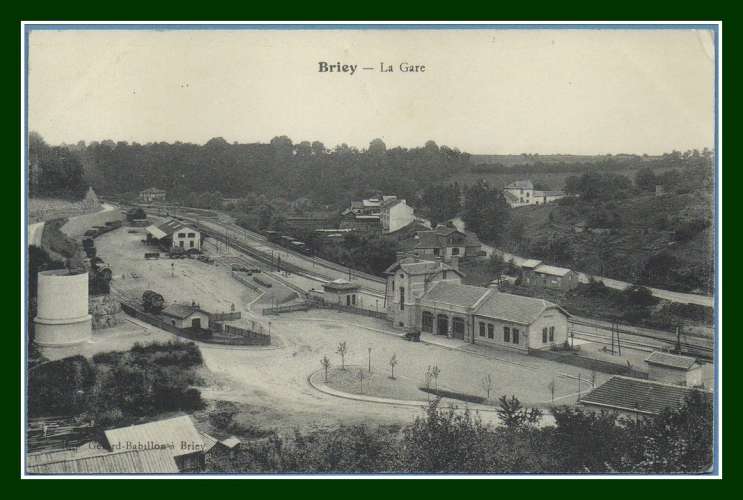 CPA Briey (54) la Gare écrite, scan verso