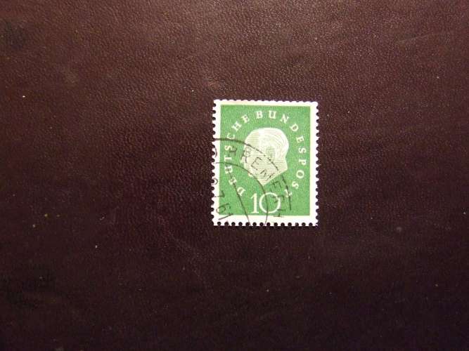 GERMANIA 1959 HEUSS 10 p USATO