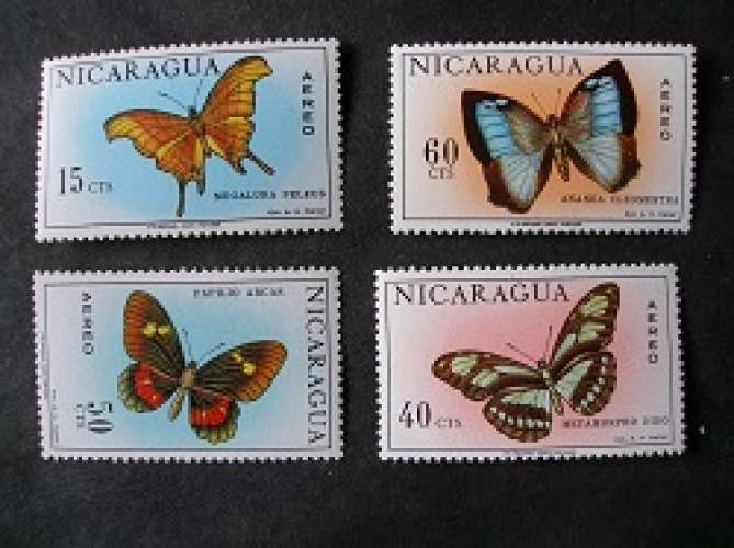 Nicaragua 1967 - Papillons divers - MNH**