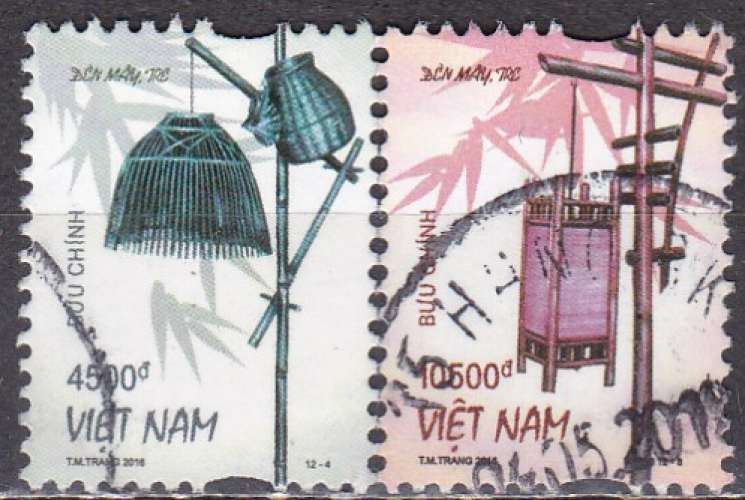 VIETNAM N° 2326 et 2330 de 2009 oblitérés  