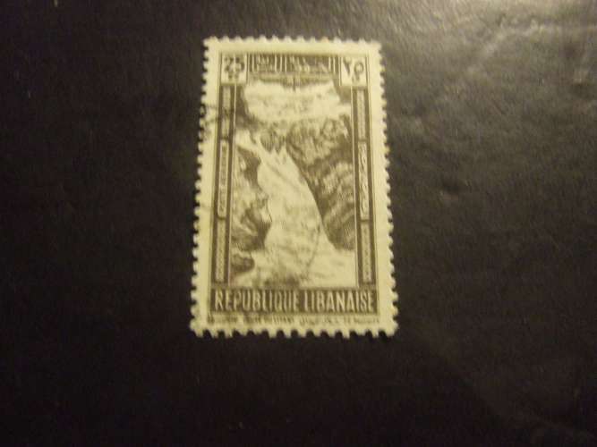 LIBANO 1945 CASCATE 25 p USATO