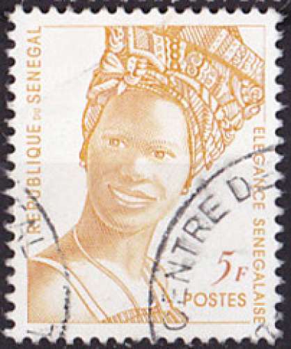 Timbre oblitéré n° 1178A(Yvert) Sénégal 1995 - Elégance sénégalaise