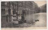   cpa Inondations de Paris 1910 Un bateau de fortune