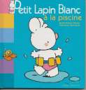 miniature PETIT LAPIN BLANC A LA PISCINE