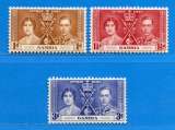 miniature REF109 -- GAMBIE > n° 119 à 121 * * > Couronnement George VI -- Neuf  * * Dos Visible - MNH * *