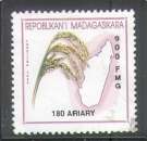 miniature Madagascar  2001  Y&T 1825a  M  2583    SC 1403B    GIB 